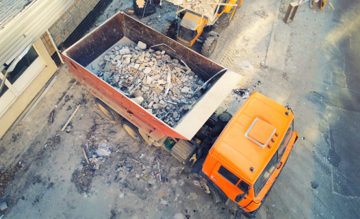 産業廃棄物の回収